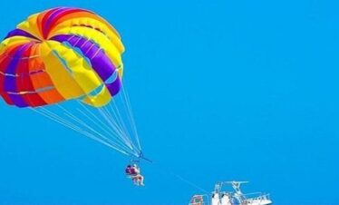 hot air balloon